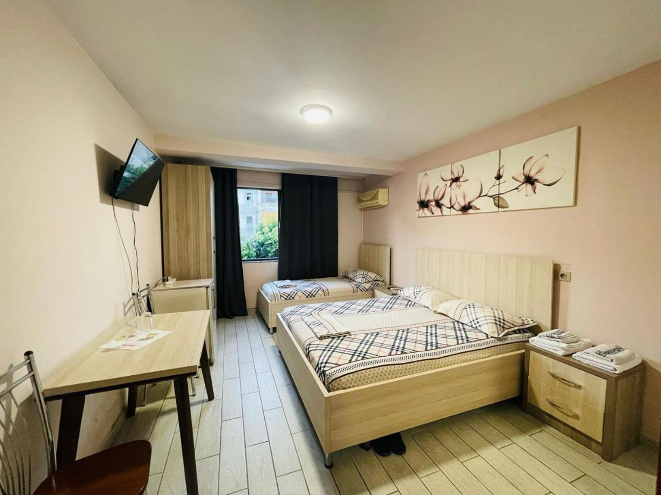 Urban Life Tirana- Economy Rooms Kültér fotó